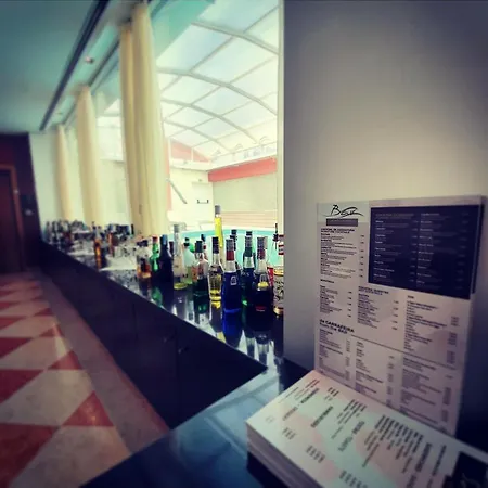 Hotel & Monte Gordo