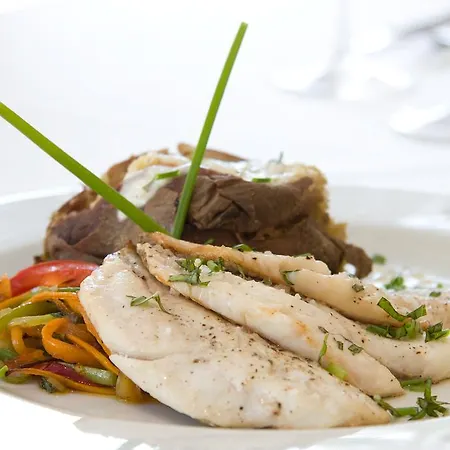 Hotel Apartamentos&spa 4*