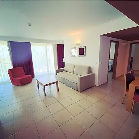 Otel &