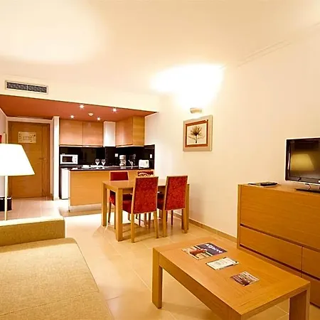 & Hotel 4*