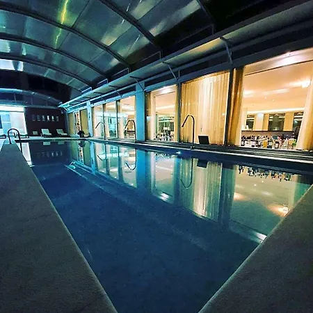 & 4* Monte Gordo