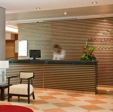 Hotel &